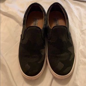 Steve Madden Camo shoes